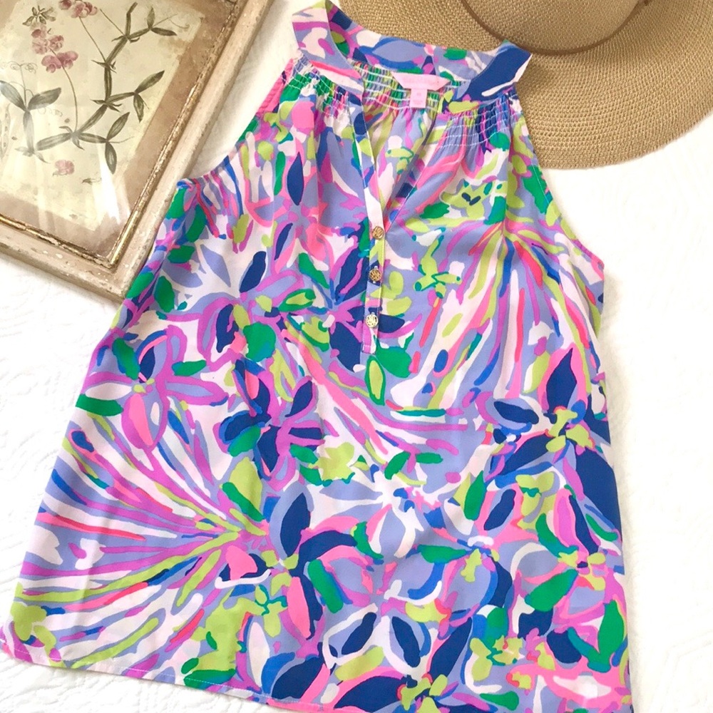 Lilly Pulitzer Bailey Top in Havin a Blast